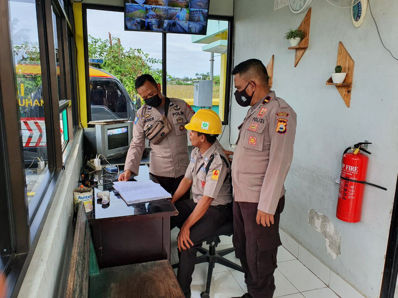 Sat Binmas Polres Pinrang Laksanakan Sambang Dan Pembinaan Terhadap Satpam